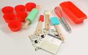 (image for) Personalized 17 Piece Kid's Bake Set